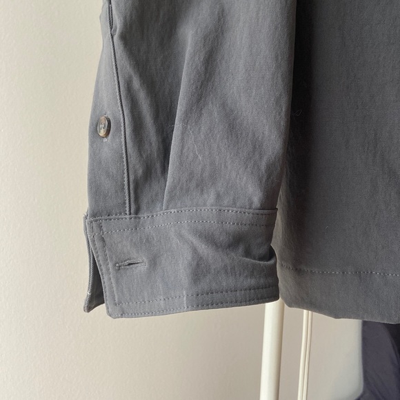 MEC Overshirt Dark Grey Small NWOT - Picture 3 of 4